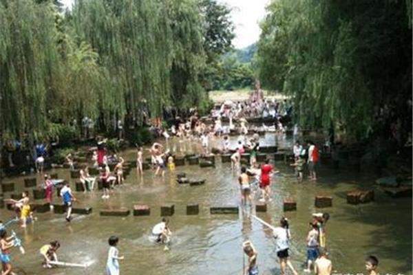 夏天去成都旅游好吗