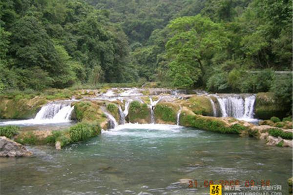 贵阳小七孔旅游攻略《贵州七小拱门旅游指南》